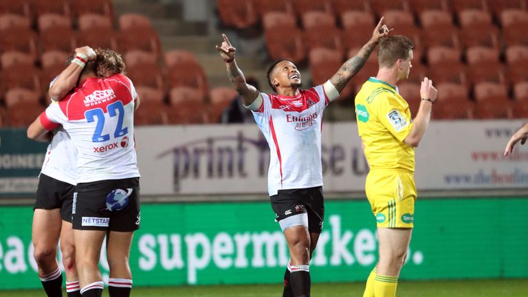 Elton Jantjies celebrates victory 