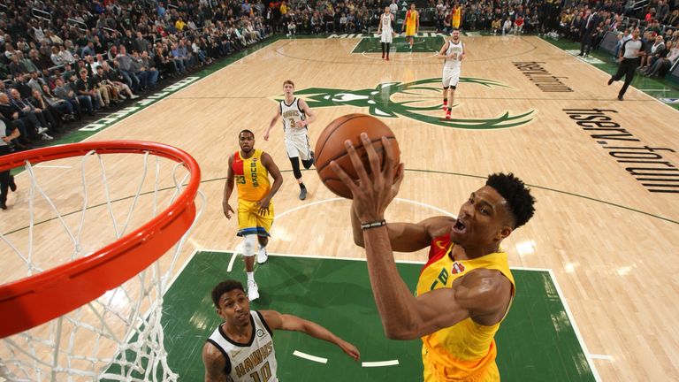 Giannis Antetokounmpo #34 of the Milwaukee Bucks dunks against the Atlanta Hawks on April 7, 2019 at the Fiserv Forum Center in Milwaukee, Wisconsin