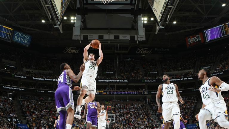 Grayson Allen of the Utah Jazz shoots the ball against the Sacramento Kings 