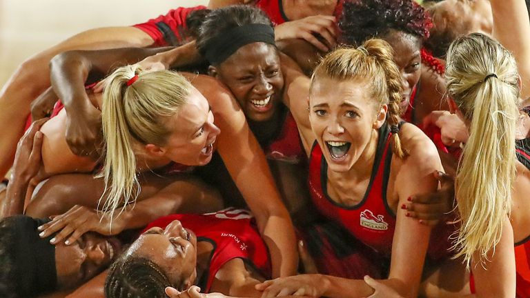 La liberación emocional en la cancha después de años de arduo trabajo aseguró una medalla de oro.