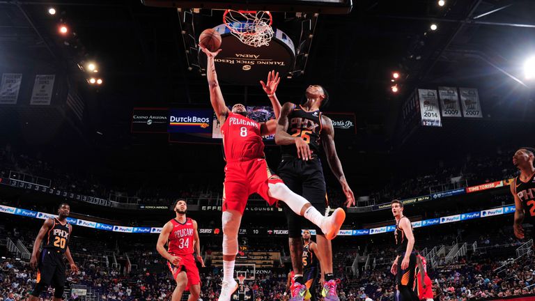 Jahlil Okafor of the New Orleans Pelicans shoots the ball against the Phoenix Suns