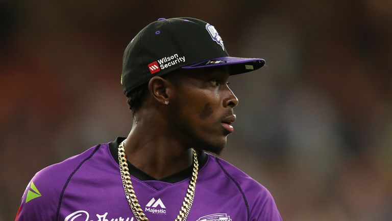 Jofra Archer in action for the Hobart Hurricanes