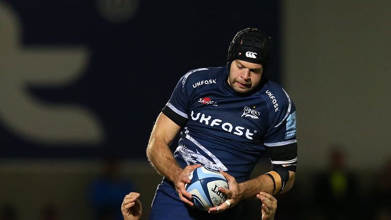 Josh Beaumont secures lineout ball for Sale 