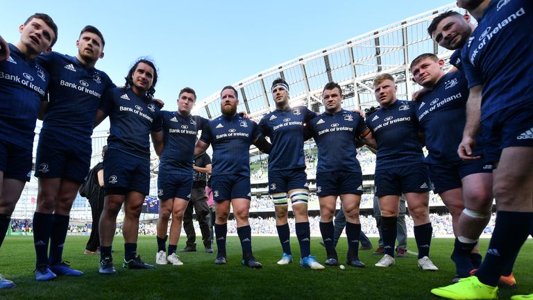 The Leinster players huddle together after beating Toulouse