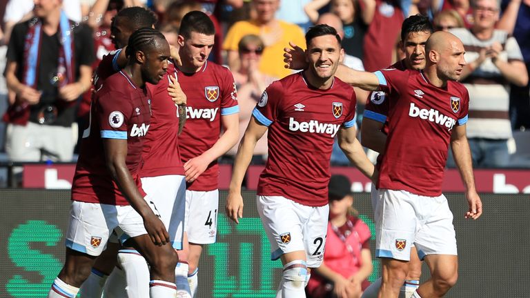 Lucas Perez celebrates after restoring West Ham's lead at home to Leicester