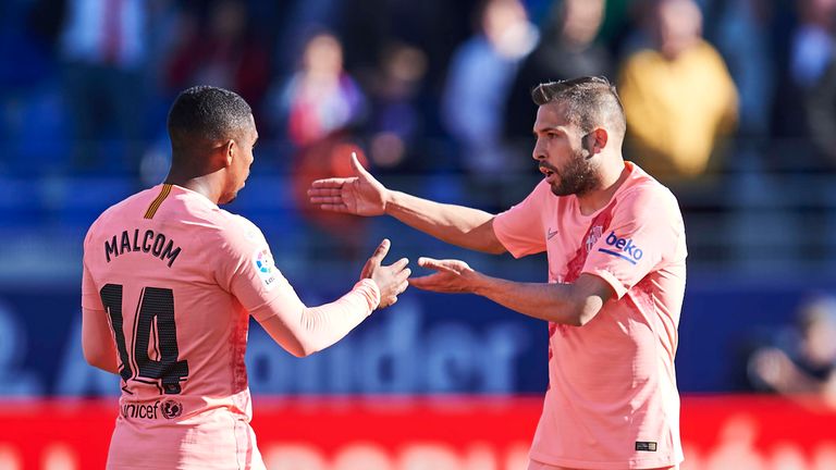 Jordi Alba discusses an incident with Malcom during Barcelona's draw
