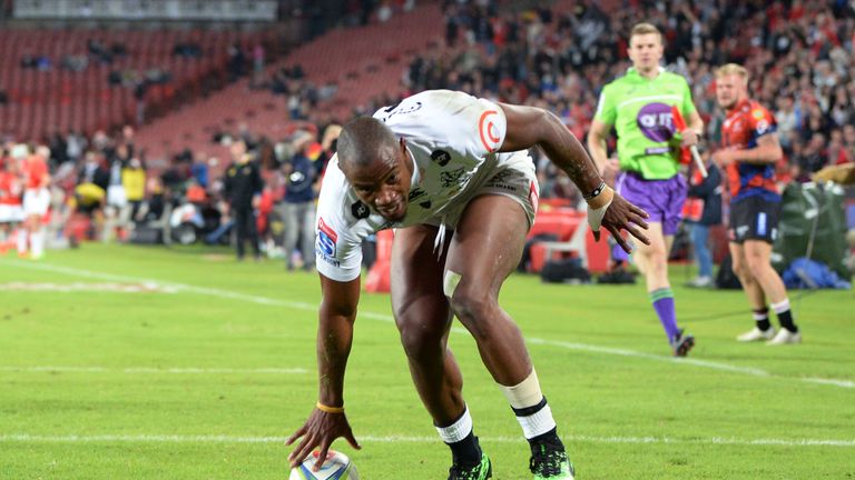 JOHANNESBURG, SOUTH AFRICA - APRIL 05: Makazole Mapimpi of the Cell C Sharks during the Super Rugby match between Emirates Lions and Cell C Sharks at Emirates Airline Park on April 05, 2019 in Johannesburg, South Africa. (Photo by Lefty Shivambu/Gallo Images)