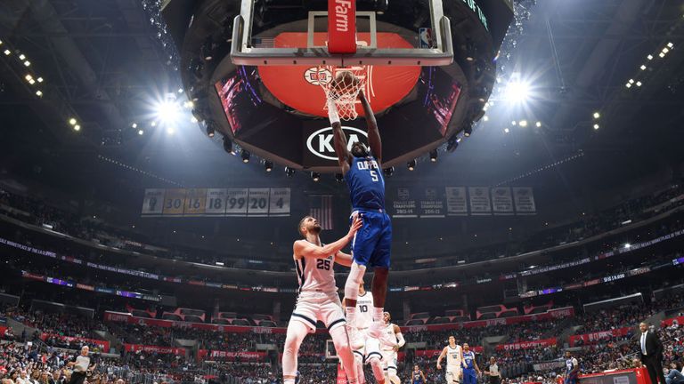 Montrezl Harrell of the LA Clippers dunks the ball against the Memphis Grizzlies