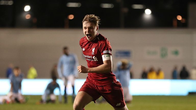 Paul Glatzel scored the winning penalty as Liverpool beat Manchester City in the FA Youth Cup final