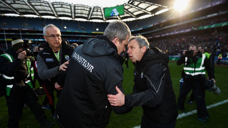 Keane congratulates opposite number James Horan at full-time