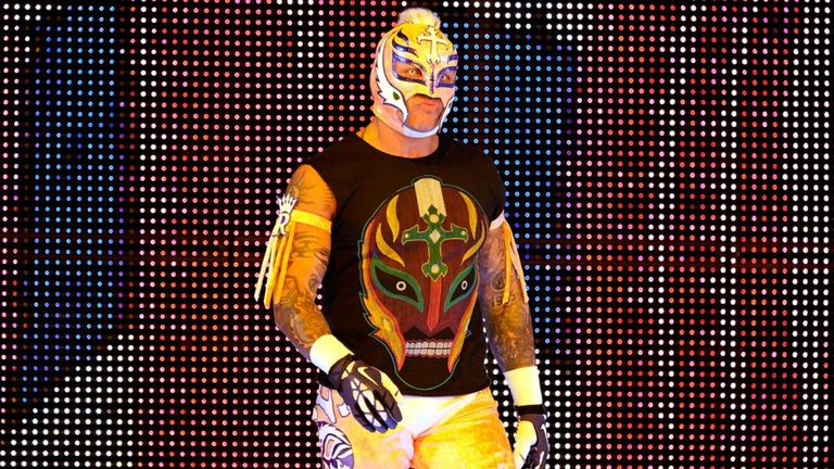 Rey Mysterio interrupted Elias' Superstar Shake-Up performance