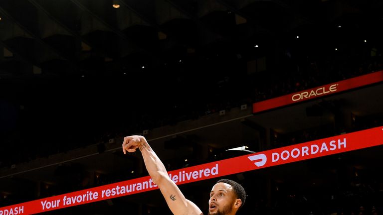 Stephen Curry #30 of the Golden State Warriors shoots a three point basket during the game against the Cleveland Cavaliers on April 5, 2019 at ORACLE Arena in Oakland, California.