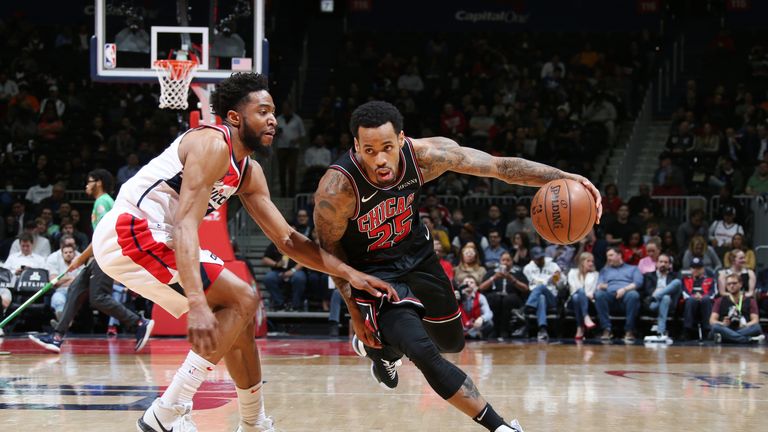 Walt Lemon Jr. #25 of the Chicago Bulls handles the ball against the Washington Wizards on April 3, 2019 at Capital One Arena in Washington, DC.