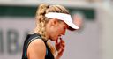 Wozniacki crashes out in Paris
