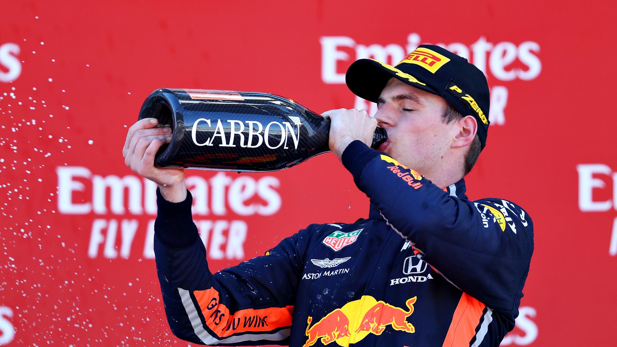 foran at se Tarif Red Bull hail 'remarkable' Max Verstappen after Spain podium | F1 News