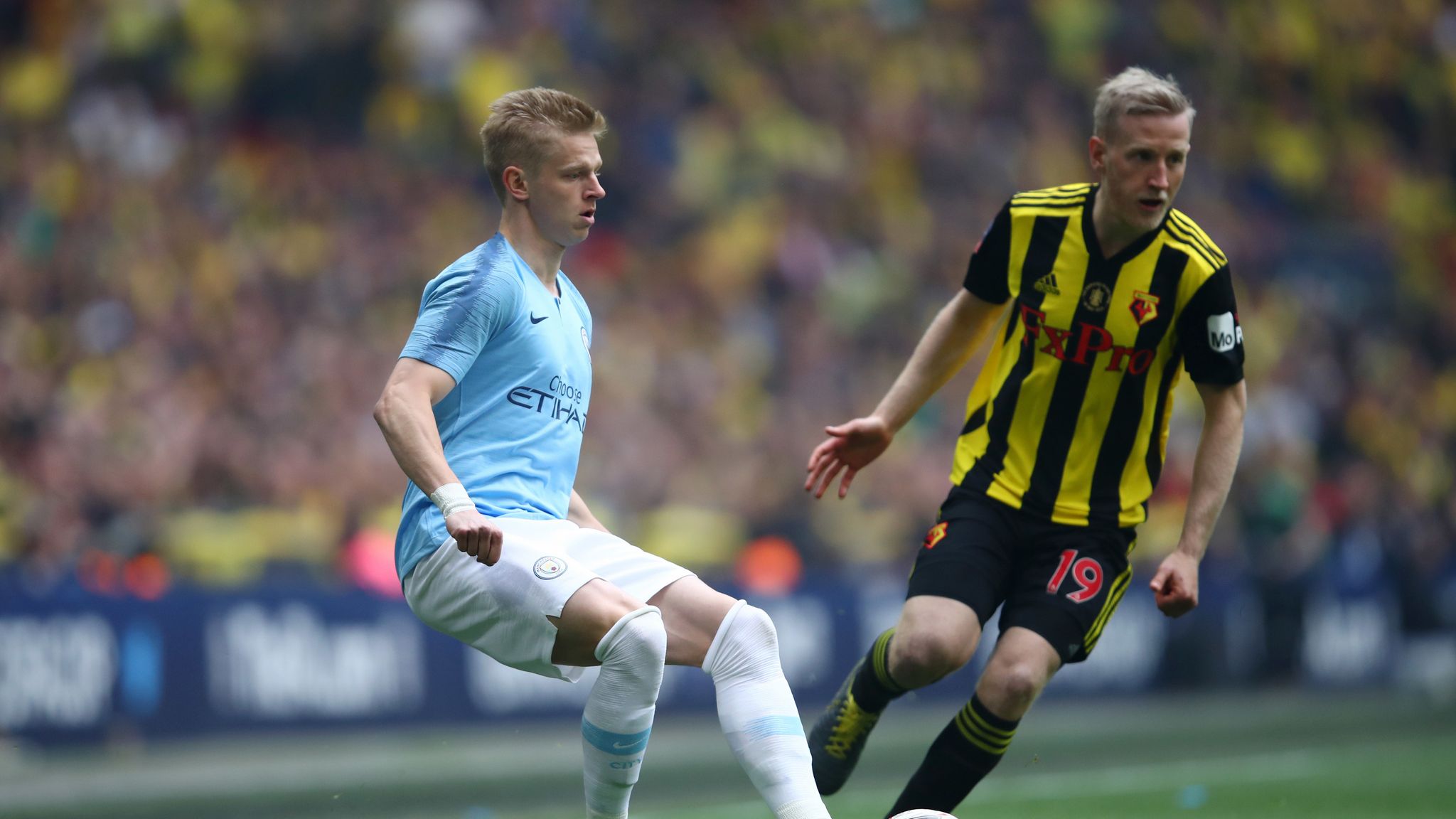 Oleksandr Zinchenko agrees Manchester City contract extension