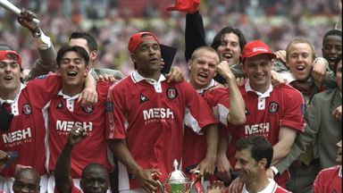 Charlton won the 1998 Division One play-off final against Sunderland and were promoted to the Premiership