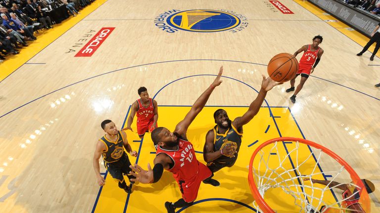 Draymond Green shoots the ball against the Toronto Raptors during the regular season clash at Oracle Arena