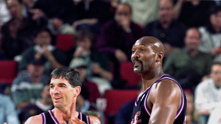 John Stockton and Karl Malone in action for the Utah Jazz in 2000
