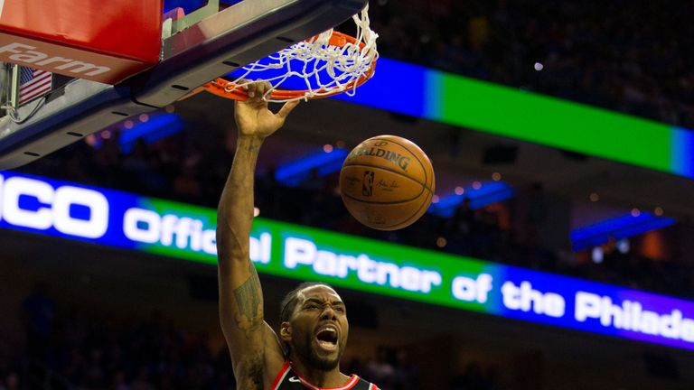 Kawhi Leonard throws down a dunk in Game 3 against Philadelphia