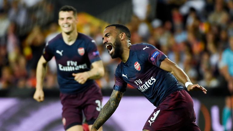 Alexandre Lacazette celebrates scoring Arsenal's second goal vs Valencia in Europa League semi-final second leg