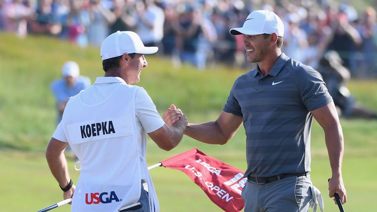 the final round of the 2018 U.S. Open at Shinnecock Hills Golf Club on June 17, 2018 in Southampton, New York. (Photo by Ross Kinnaird/Getty Images)