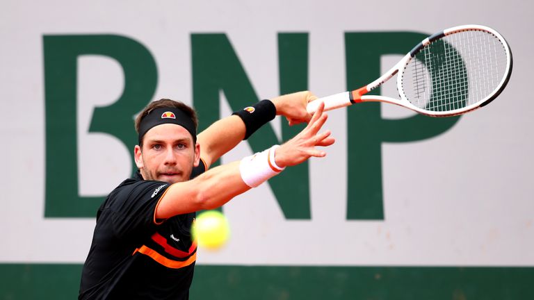 Cameron Norrie in first round action at the French Open 