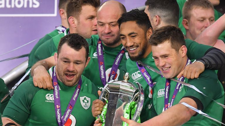 17 March 2018; Ireland players, from left, Cian Healy, Rory Best, Bundee Aki and CJ Stander celebrate with the trophy after the NatWest Six Nations Rugby Championship match between England and Ireland at Twickenham Stadium in London, England. Photo by Brendan Moran/Sportsfile