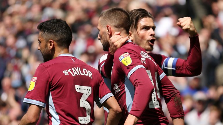 BIRMINGHAM, ENGLAND - MAY 11: Conor Hourihane of Aston Villa celebrates with teammates after scoring his team's first goal during the Sky Bet Championship Play-off semi final first leg match between Aston Villa and West Bromwich Albion at Villa Park on May 11, 2019 in Birmingham, England. (Photo by Paul Harding/Getty Images)