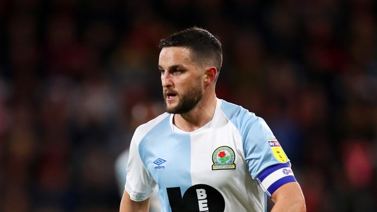 Craig Conway is keen to remain in England after leaving Blackburn Rovers