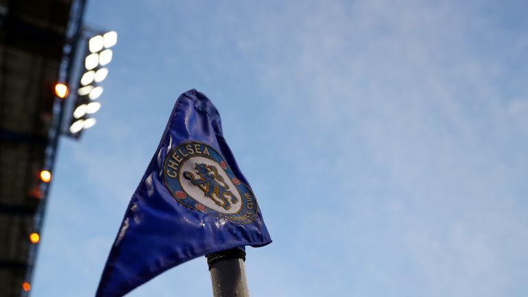 LONDON, ENGLAND - FEBRUARY 16: General view of the Chelsea corner flag during The Emirates FA Cup Fifth Round match between Chelsea and Hull City at Stamford Bridge on February 16, 2018 in London, England. (Photo by Catherine Ivill/Getty Images) *** Local Caption *** XXX
