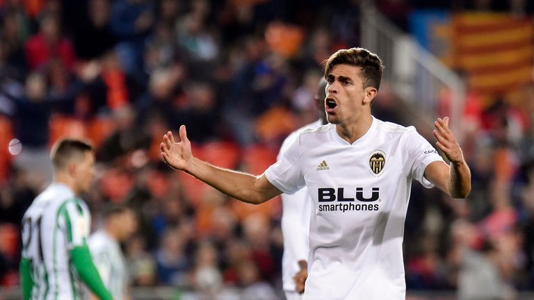 Gabriel Paulista returns to the Emirates Stadium with Valencia on Thursday