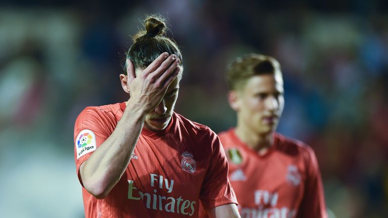 Gareth Bale looks dejected during a La Liga match between Rayo Vallecano and Real Madrid