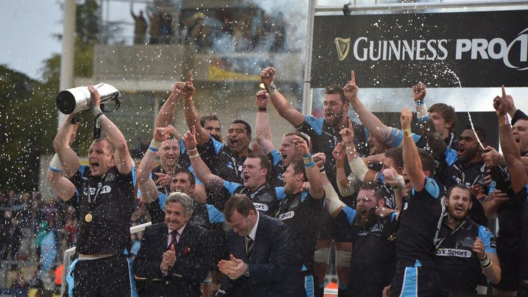 Glasgow Warriors' Al Kellock lifts the Pro 12 trophy after beating Ulster in 2015