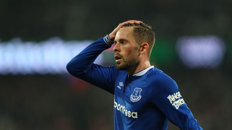 Everton&#39;s Gylfi Sigurdsson believes European qualification may not be enough to save their season.