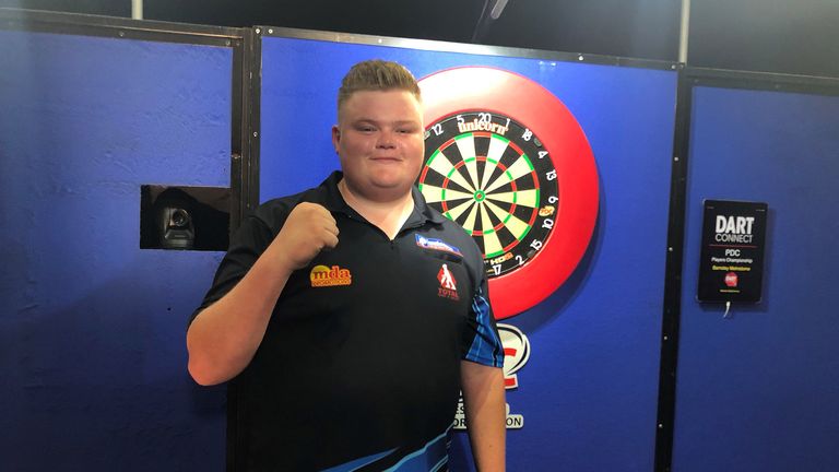 Harry Ward beat Max Hopp for a memorable first PDC title