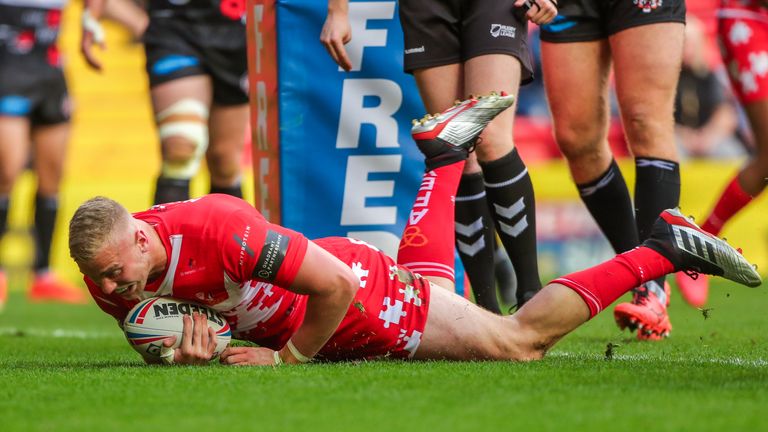 Picture by Alex Whitehead/SWpix.com - 26/05/2019 - Rugby League - Betfred Super League - 2019 Dacia Magic Weekend - St Helens v Castleford Tigers - Anfield, Liverpool, England - St Helens' Jack Ashworth scores a try.