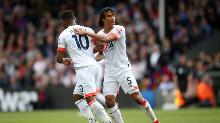  Nathan Ake congratulates Jordon Ibe after his goal against Crystal Palace