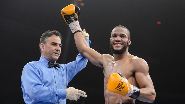 QUEBEC CITY, QC - APRIL 04:  Julian Williams is victorious over Joey Hernandez during the light heavyweight bout at Pepsi Coliseum on April 4, 2015 in Quebec City, Quebec, Canada.  (Photo by Minas Panagiotakis/Getty Images) *** Local Caption *** Julian Williams;Joey Hernandez      