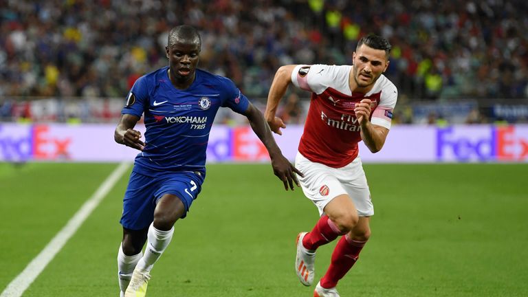 N'Golo Kante evades Sead Kolasinac