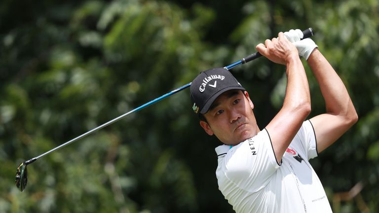 Kevin Na of the United States plays his shot from the sixth tee during the third round of the Charles Schwab Challenge at Colonial Country Club on May 25, 2019 in Fort Worth, Texas.