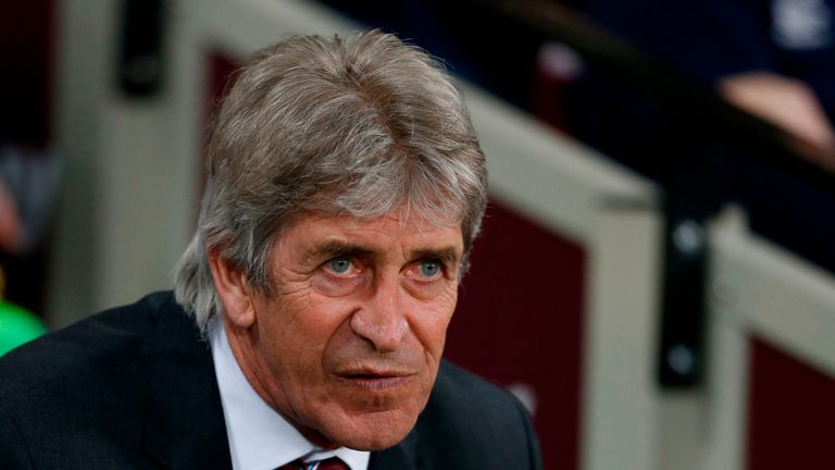 West Ham United&#39;s Chilean manager Manuel Pellegrini looks on before the English Premier League football match between West Ham United and Fulham at The London Stadium, in east London on February 22, 2019.