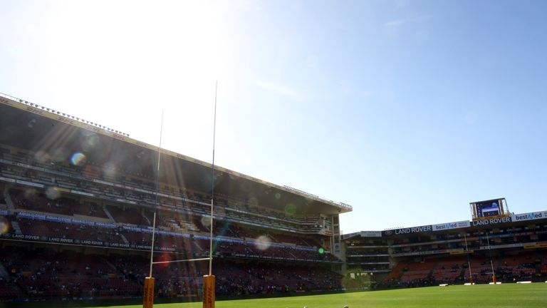 CAPE TOWN, SOUTH AFRICA - APRIL 23: General view during the Super Rugby match between DHL Stormers and Reds at DHL Newlands Stadium on April 23, 2016 in Cape Town, South Africa. (Photo by Luke Walker/Gallo Images)