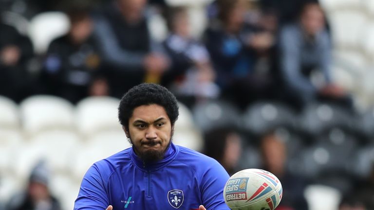 28/04/2019 - Rugby League - Betfred Super League - Hull FC v Wakefield Trinity - KCOM Stadium, Kingston upon Hull, England - Pauli Pauli of Wakefield Trinity warms up ahead of kick-off.