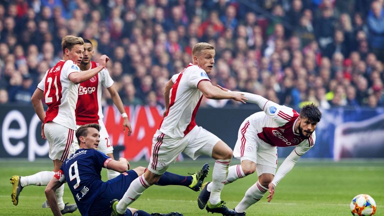 The battle to be crowned Dutch champions is going right down to the wire