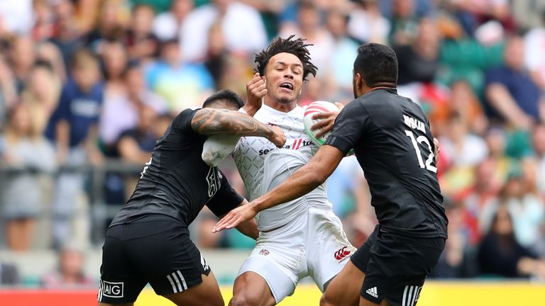 Ryan Olowofela takes on the New Zealand defence