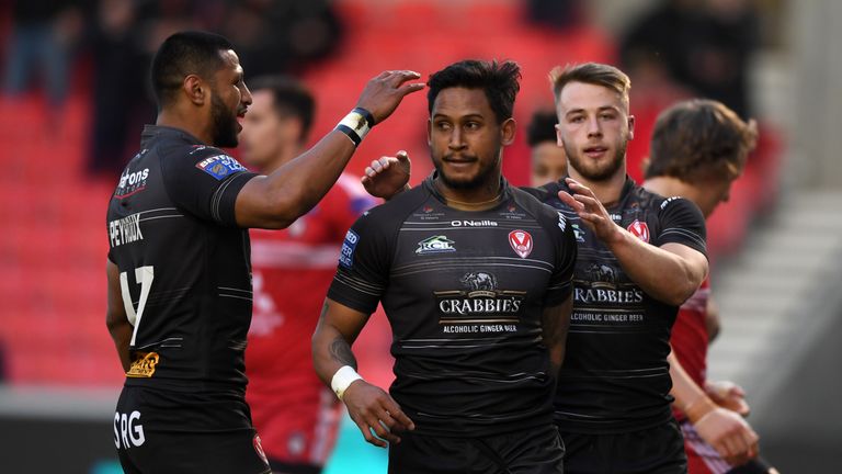 St Helens' full-back Ben Barba scooped the 2019 Super League Man of Steel award.