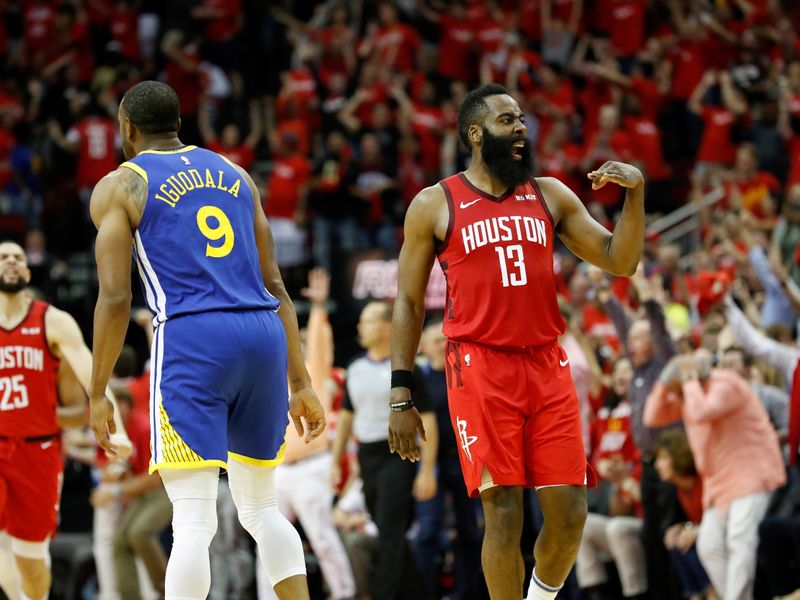 Warriors' Andre Iguodala's dunk attempt soundly rejected by Clint Capela