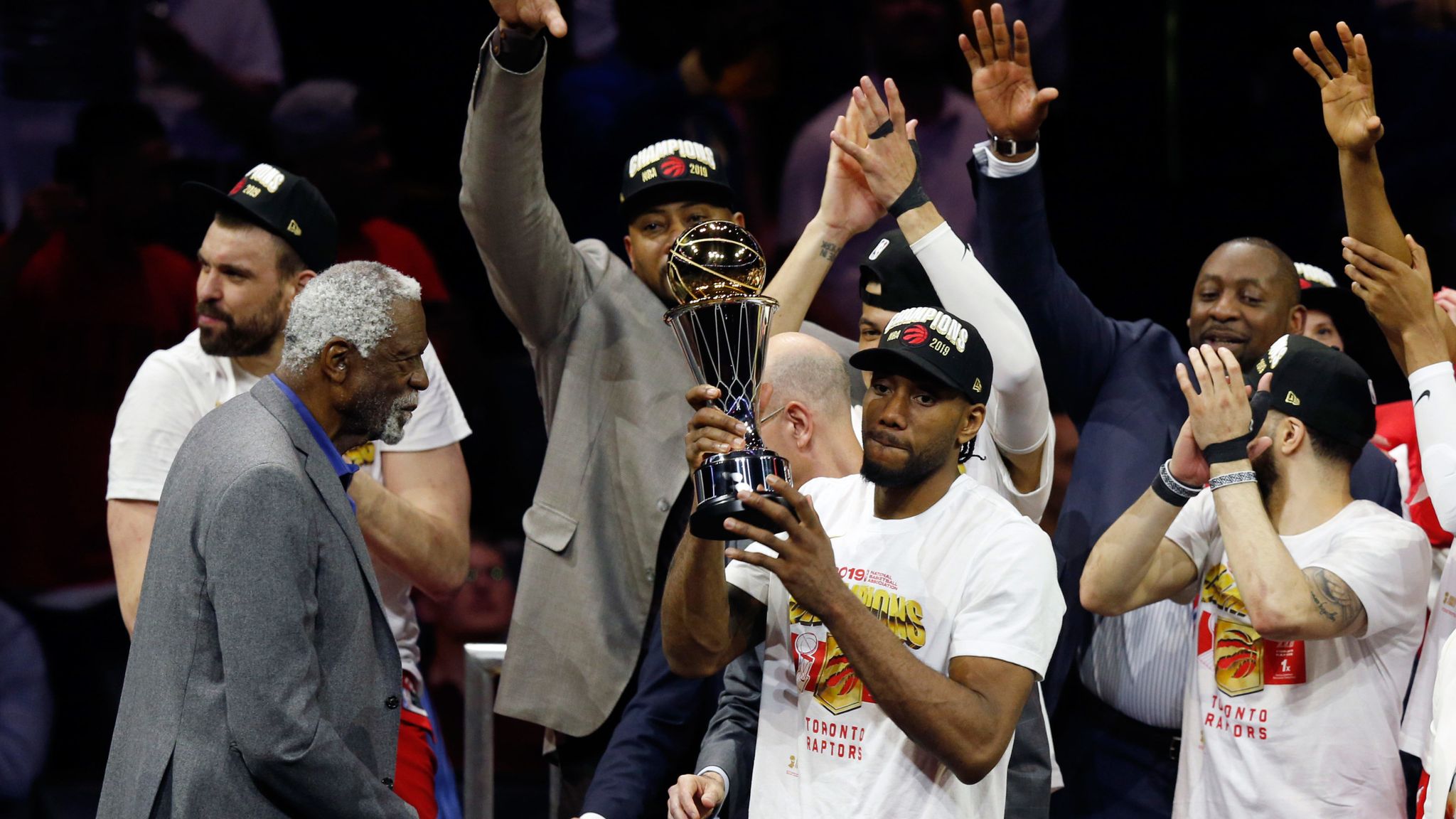 Spurs' Leonard wins NBA Finals MVP[1]