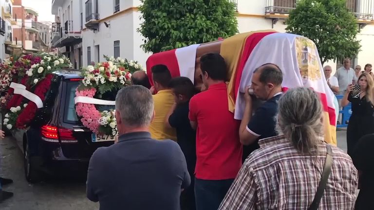 Jose Antonio Reyes funeral takes place in Seville on Monday, Football News